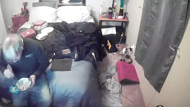 jck1m0t online show from February 13, 2025, 11:37 pm