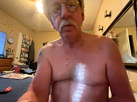 jck1m0t online show from October 1, 2025, 5:19 pm