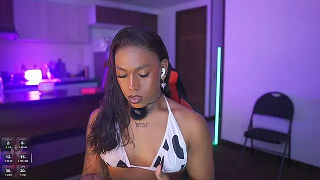 AmberRaus online show from October 2, 2025, 4:08 am