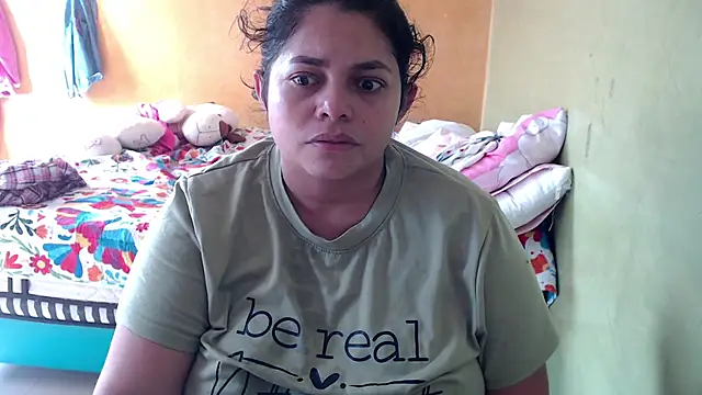 yulieth bbw online show from November 29, 2025, 1:25 pm