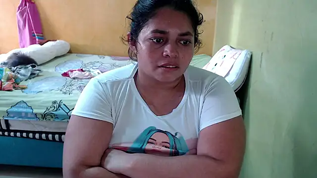 yulieth bbw online show from May 13, 2026, 11:40 am