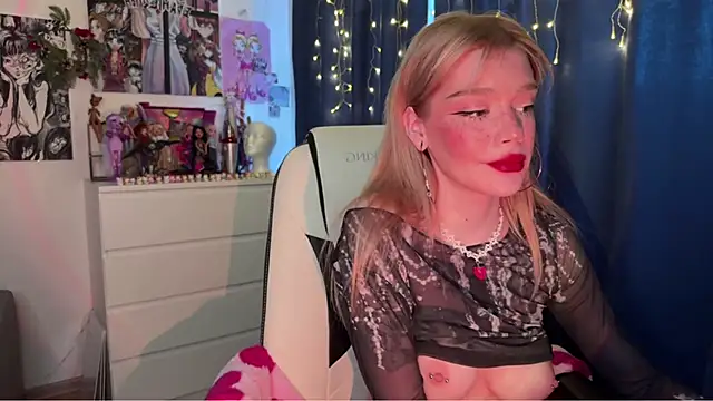 boobsybootie online show from January 7, 2025, 12:41 pm