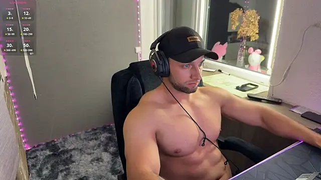 michaelbradleu online show from July 28, 2026, 8:52 pm