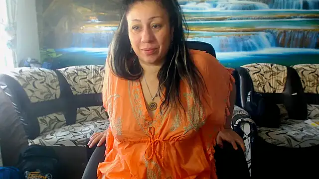 MoistMady online show from September 28, 2025, 6:52 am