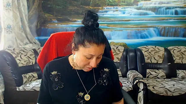 MoistMady online show from May 20, 2026, 10:32 am