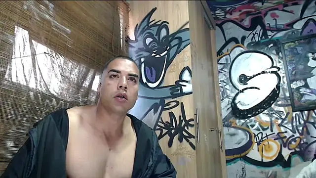 Snapshot of Justin_Frank chatting on May 23, 2026, 4:11 pm Justin Frank online show from May 23, 2026, 4:11 pm