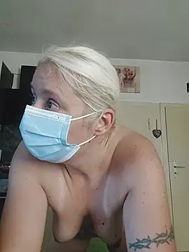 Snapshot of GeileEstelle chatting on June 28, 2026, 7:20 pm GeileEstelle online show from June 28, 2026, 7:20 pm