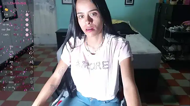 Mia sexy18  online show from January 16, 2025, 2:51 am