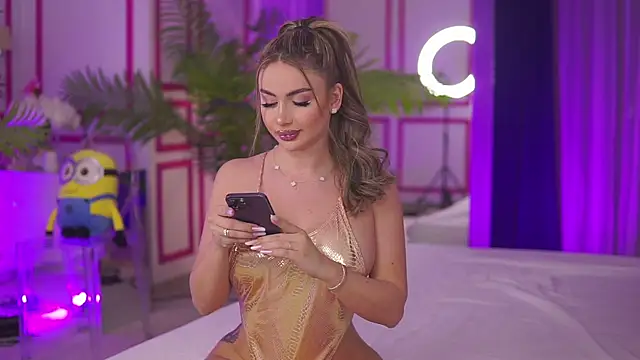 AshleySinn online show from January 3, 2025, 5:53 pm