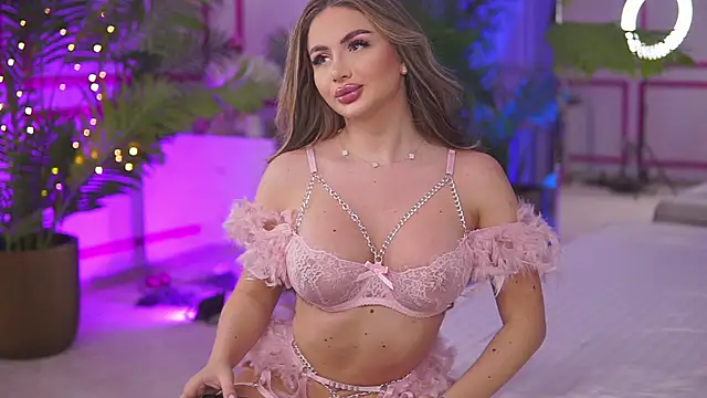 AshleySinn online show from January 5, 2025, 9:57 pm