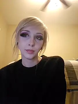 Snapshot of AmethystFoxx chatting on December 1, 2025, 11:21 pm AmethystFoxx online show from December 1, 2025, 11:21 pm