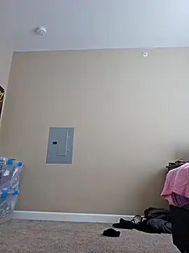 AmethystFoxx online show from April 19, 2026, 5:12 pm