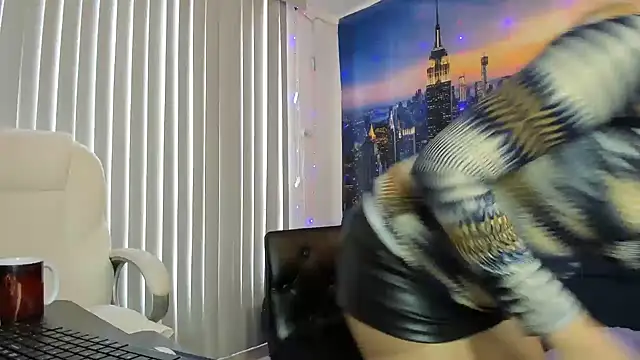 ashleymilf 1 online show from February 18, 2025, 9:09 pm