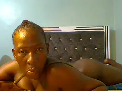 blackcuteebony online show from February 16, 2025, 11:26 pm