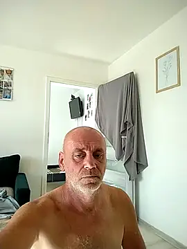 Snapshot of wilkalfa chatting on June 4, 2026, 6:08 am wilkalfa online show from June 4, 2026, 6:08 am
