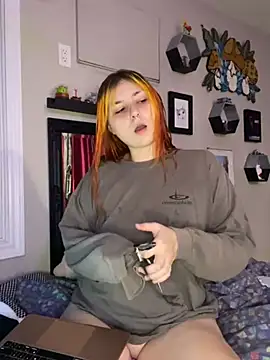 itsbabydashh online show from December 12, 2024, 1:43 am