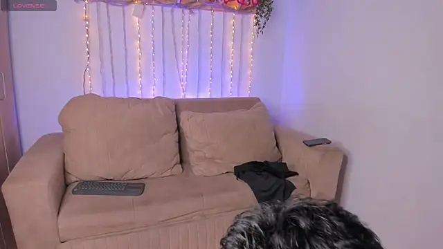 tomdrew69 online show from March 25, 2026, 2:17 am