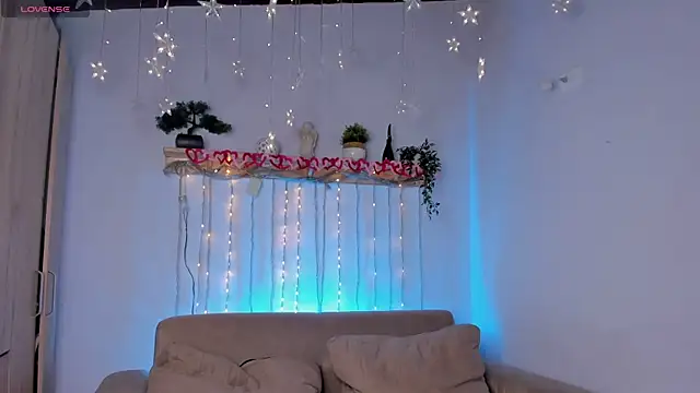 tomdrew69 online show from April 8, 2026, 2:33 am