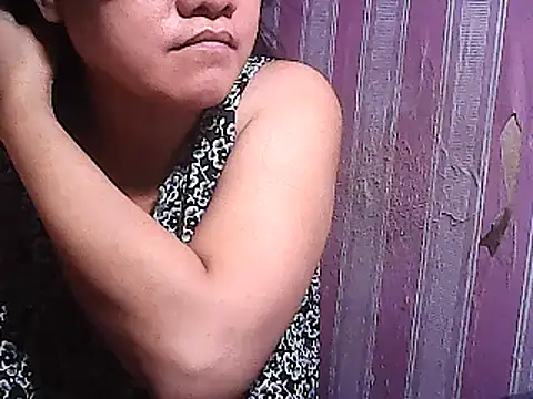 sweetsosie18 online show from March 21, 2025, 4:51 pm