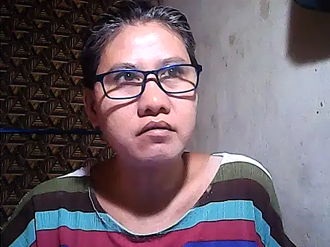 sweetsosie18 online show from July 20, 2026, 12:40 pm