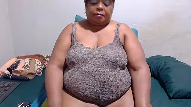 MatureBootyBabe4Uxx online show from April 22, 2026, 1:41 am