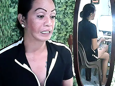 yummy 21xxx online show from November 22, 2025, 3:33 pm