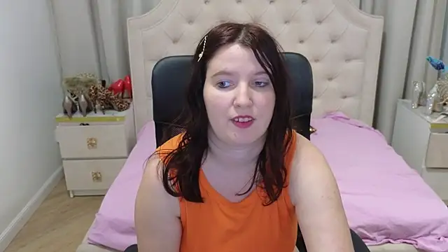 AmazingTori online show from October 4, 2025, 12:58 pm