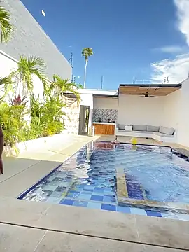 ROSE  15 online show from November 1, 2025, 8:11 pm