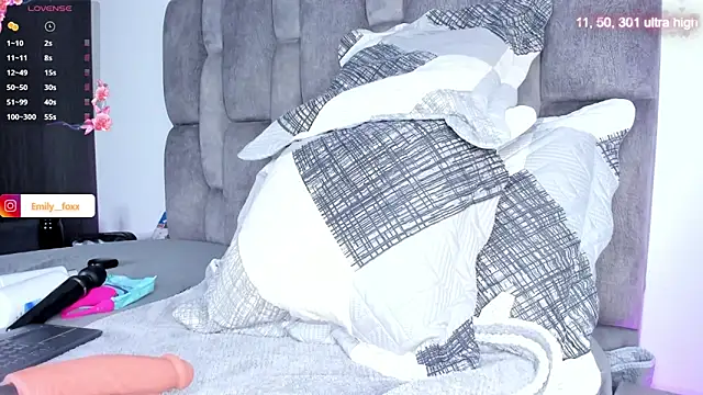 emily fox1 online show from April 21, 2026, 11:05 am