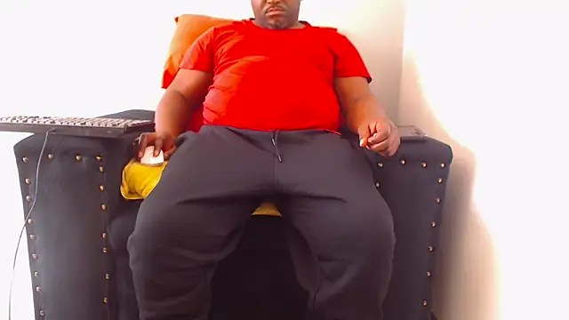 Snapshot of zuluboyxx chatting on June 22, 2026, 8:55 am zuluboyxx online show from June 22, 2026, 8:55 am
