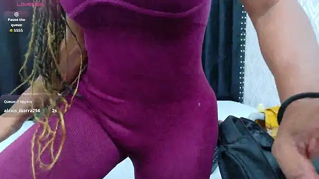 colombiamommy online show from March 26, 2026, 12:22 pm