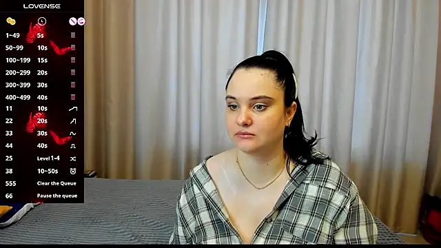 AlanaBrox online show from March 3, 2026, 10:32 am