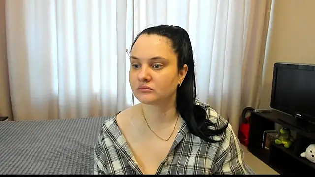 AlanaBrox online show from May 16, 2026, 8:22 am