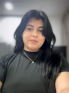 Alyaa s online show from October 30, 2025, 2:02 am