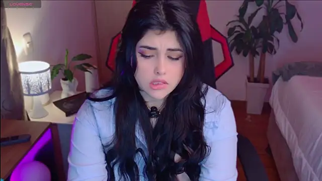 Alyaa s online show from April 20, 2026, 12:35 am