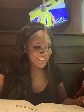 TilaTotti online show from February 20, 2025, 5:44 am