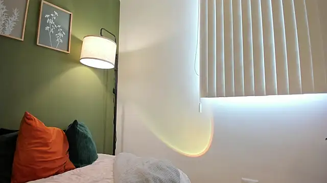 karlye 5 online show from October 20, 2025, 12:16 pm