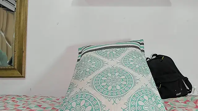 naia blessed online show from February 3, 2025, 7:10 pm