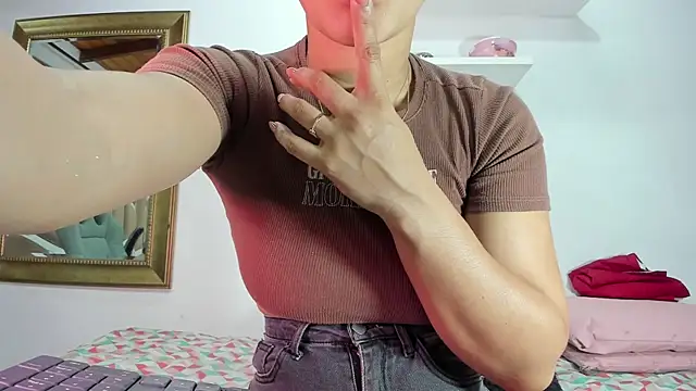 naia blessed online show from March 22, 2025, 7:09 pm