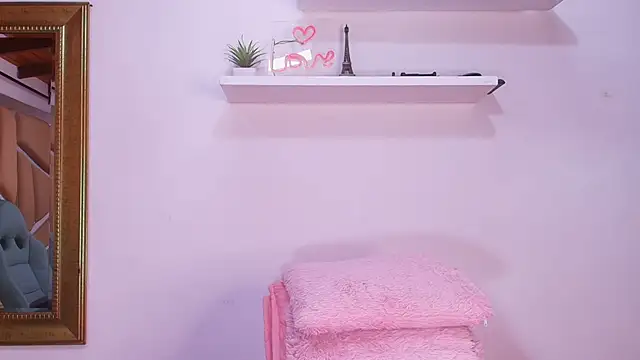 naia blessed online show from September 11, 2025, 7:14 pm