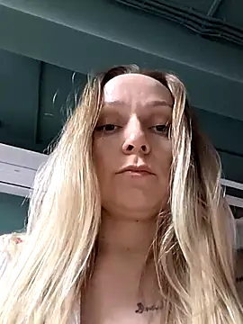 Bondgirl 013 online show from March 22, 2026, 5:16 pm