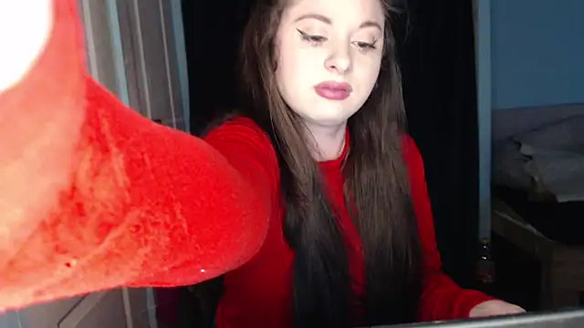 ryhhnnagold99 online show from April 19, 2026, 6:10 pm