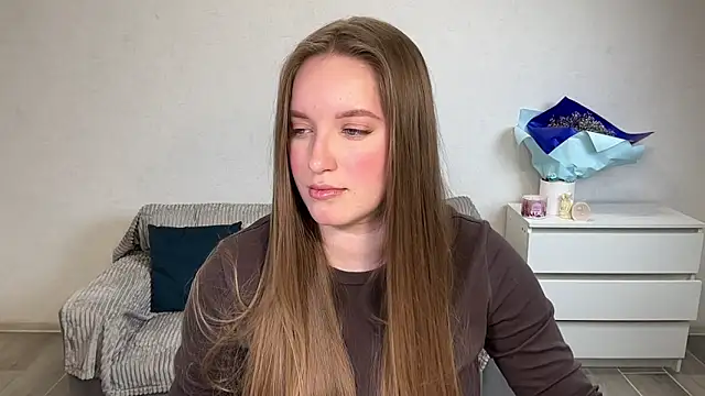 EvaMaddison online show from February 23, 2026, 5:21 pm