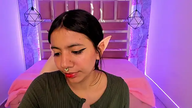 Nami usagi online show from January 11, 2025, 3:09 pm