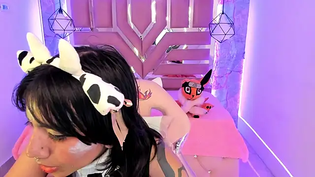 Nami usagi online show from January 15, 2025, 3:07 pm