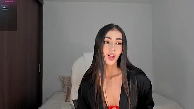 RebeccaBaxter online show from February 27, 2025, 11:48 pm