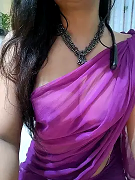 Snapshot of RadhaBabe chatting on July 27, 2026, 10:00 am RadhaBabe online show from July 27, 2026, 10:00 am