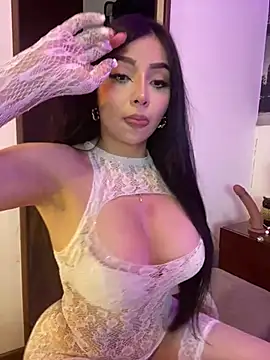 Snapshot of KateLatorre chatting on February 21, 2025, 10:37 pm KateLatorre online show from February 21, 2025, 10:37 pm