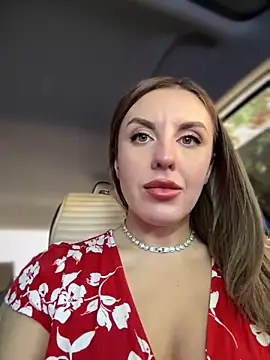 Kalli Fornia online show from September 11, 2025, 8:36 am