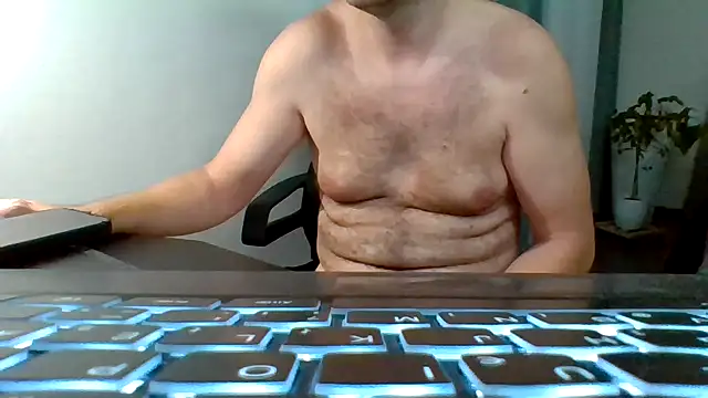 Horney boy86 online show from September 12, 2025, 11:04 pm